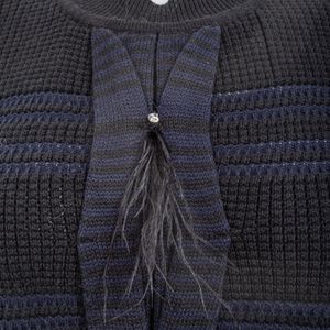 Tricô Andrea Bogosian Plumas Preto e Azul