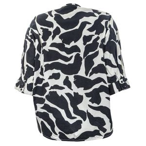 Camisa Andrea Marques Estampa Preta e Branca