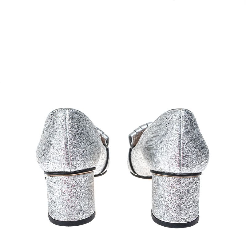 Sapato-Gucci-Franjas-Marmont-Prata-