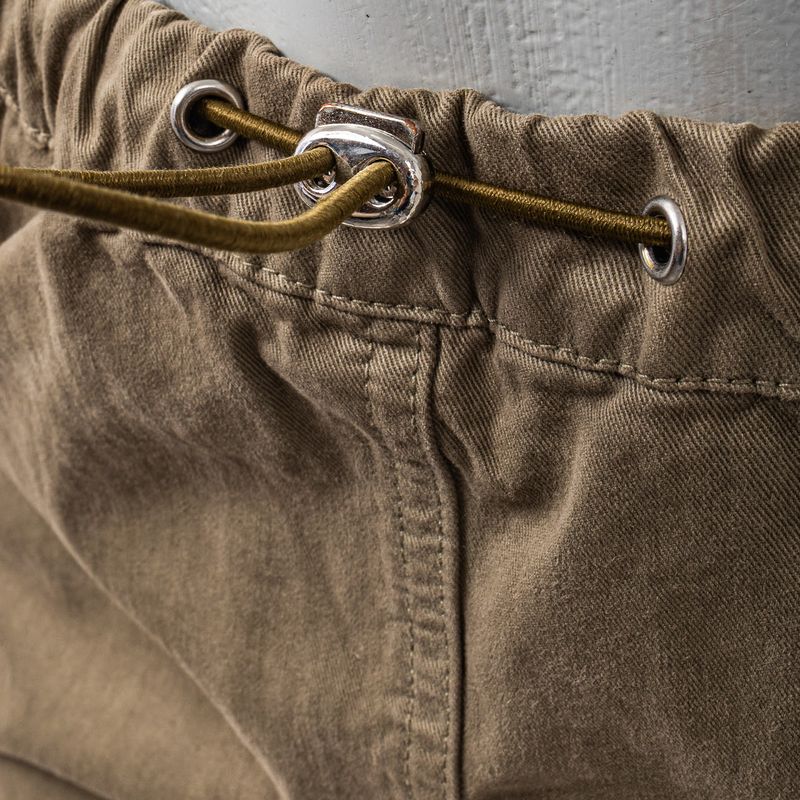 Saia-Coperni-Cargo-Verde-Militar