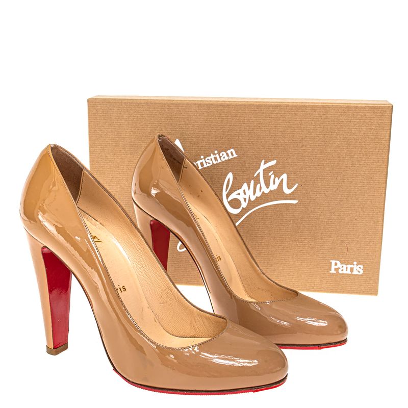 Sapato-de-Salto-Louboutin-Verniz-Creme