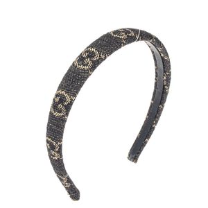 Tiara Gucci GG Jeans