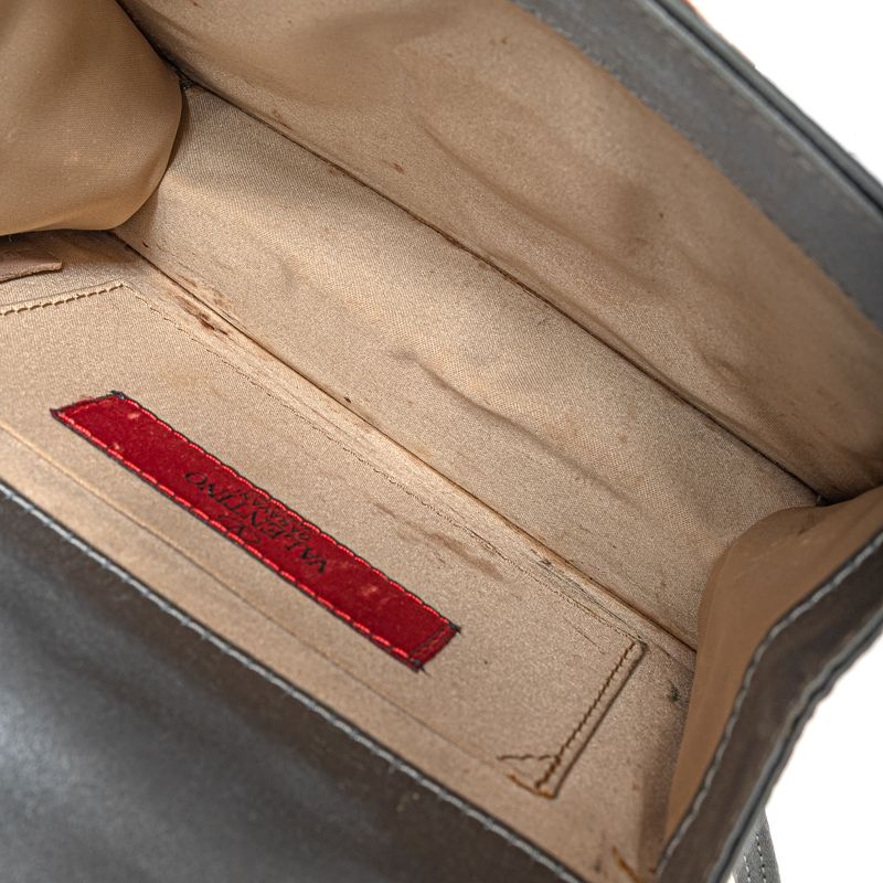 Bolsa-Valentino-Cinza-Com-Brilho-Vintage