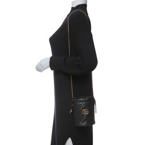 Bolsa Gucci Bucket Marmont Couro Preta
