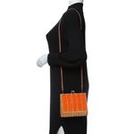 Bolsa-Serpui-Acrilico-Laranja-e-Palha