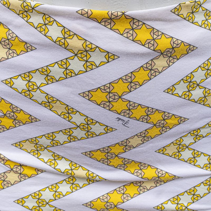 Saia-Emilio-Pucci-Mini-Estrelas-Amarela