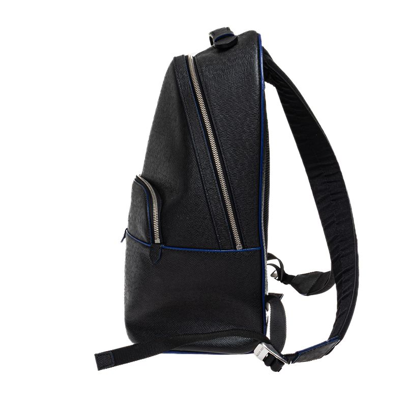Mochila-Louis-Vuitton-Discovery-Preta-