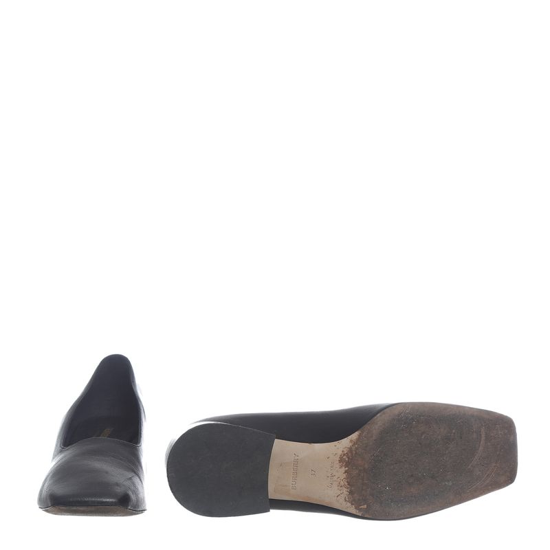 Sapato-Burberry-Bico-Quadrado-Preto