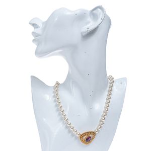 Colar Swarovski Esfera Perolada e Cristal Roxo