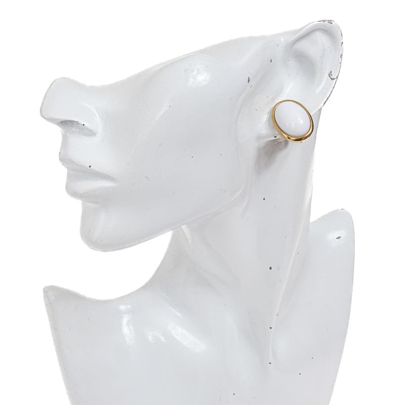 Brinco-Vintage-Pressao-Oval-Branco-