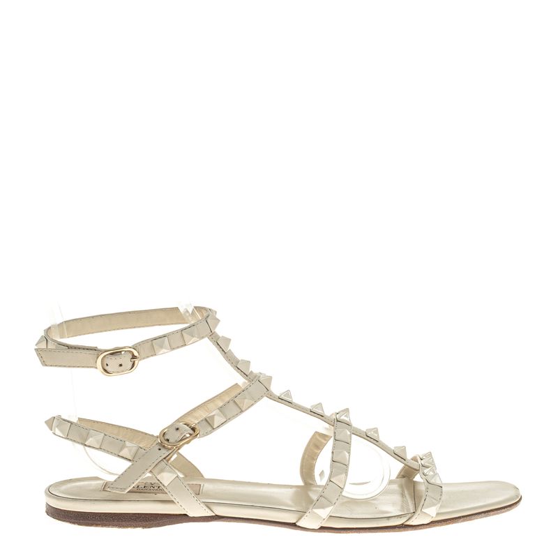 Sandalia-Valentino-Garavani-Rasteira-Rockstud-Branca