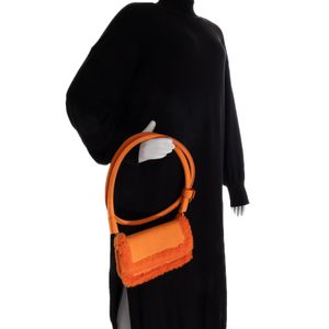 Bolsa Jacquemus Le Rond Shearling Laranja