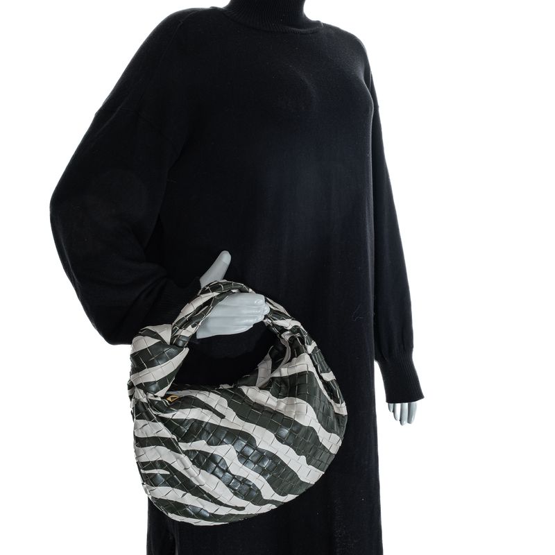 Bolsa-Bottega-Veneta-Jodie-Intrecciato-Animal-Print