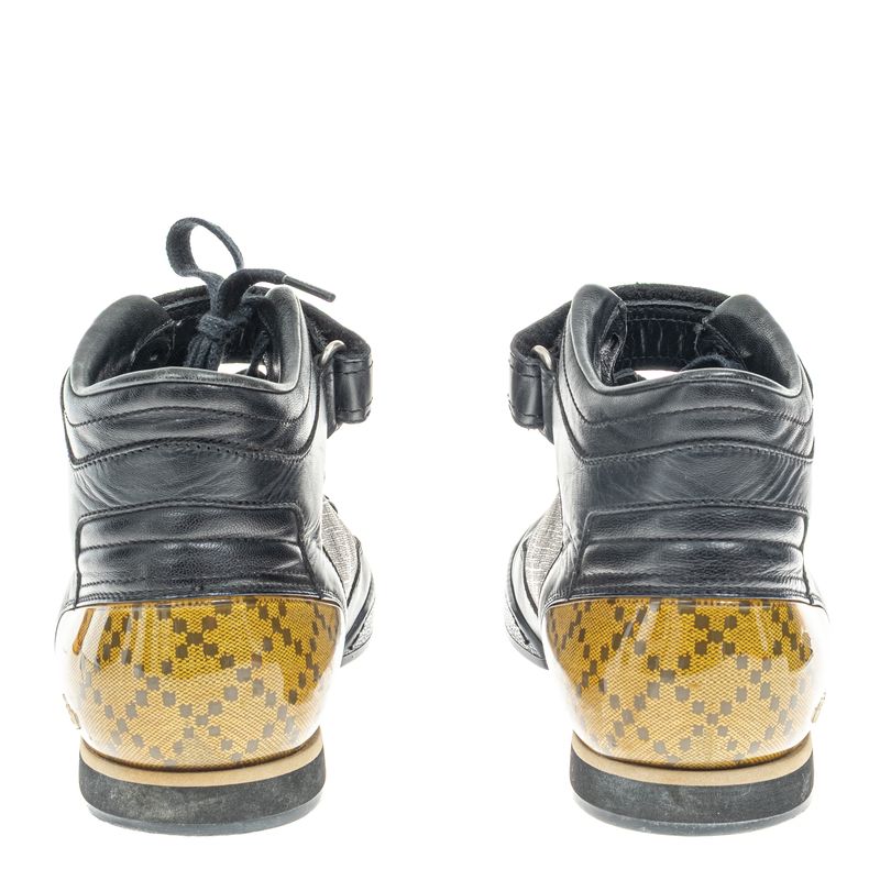 Tenis-Gucci-Couro-Estampado-e-Preto-