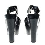 Sandalia-Stella-McCartney-Plataforma-Preta