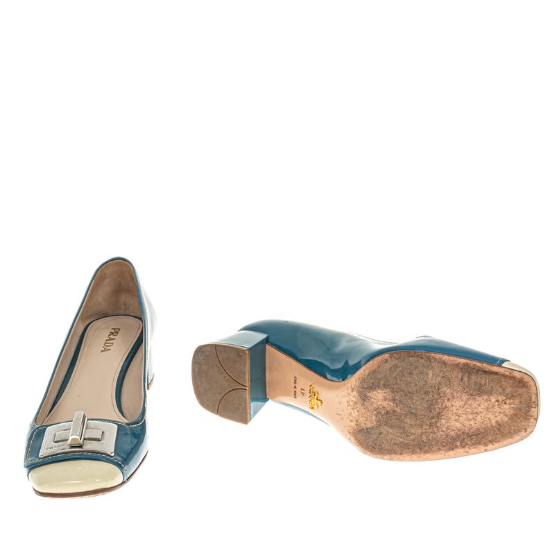 Sapato-Prada-Verniz-Azul-e-Branco-