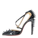 301365-Scarpin-Christian-Louboutin-Spikes-Verniz-Preto-3