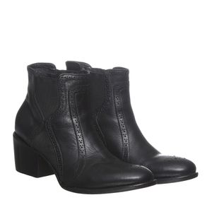 Bota Sarah Chofakian Couro Preta
