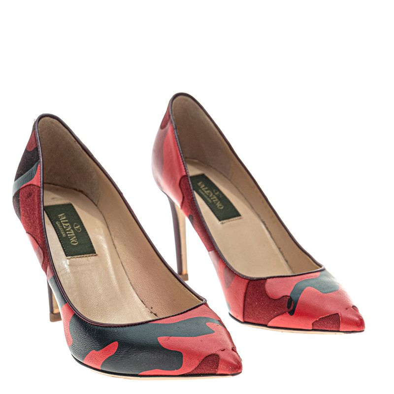 Scarpin-Valentino-Garavani-Estampado-Vermelho