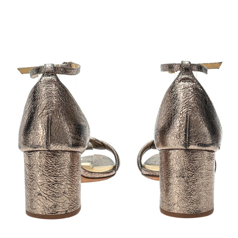 Sandalia-Alexandre-Birman-Vicky-60-Kid-Soft-Dourada