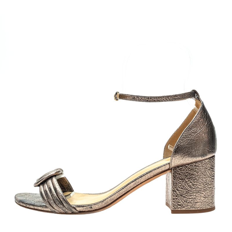 Sandalia-Alexandre-Birman-Vicky-60-Kid-Soft-Dourada