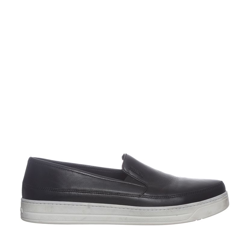 Sapato-Prada-Slip-On-Couro-Preto-