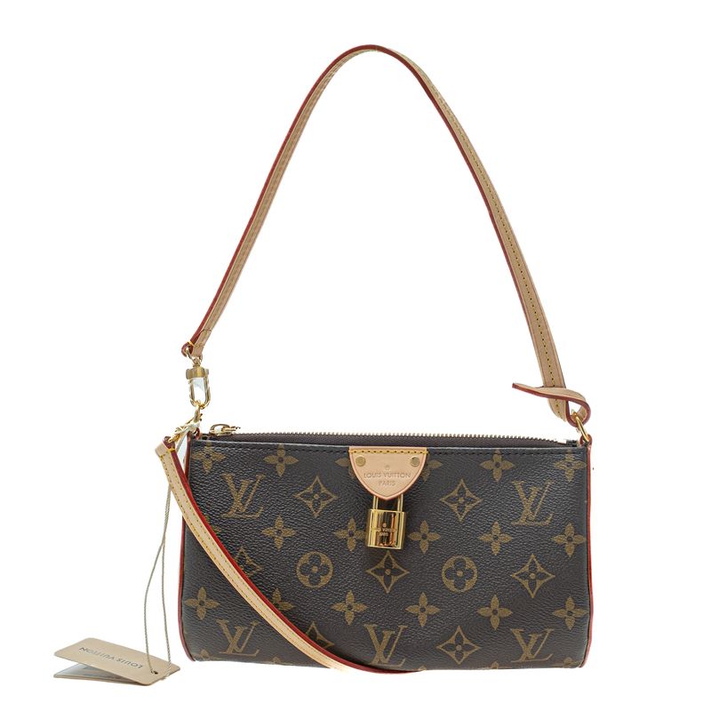 Bolsa-Louis-Vuitton-Pochette-Tirette-Monograma-