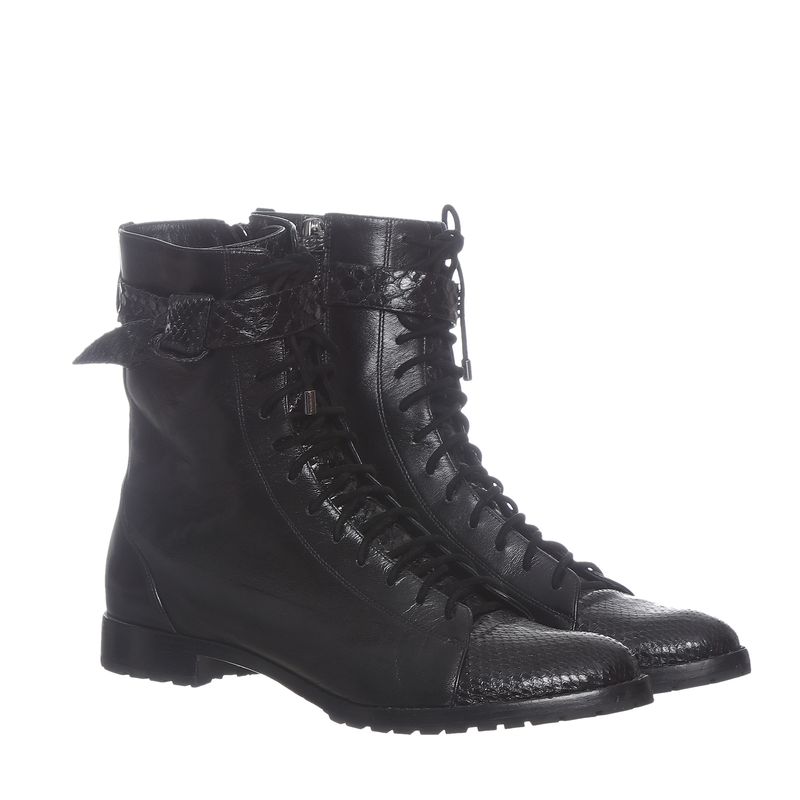 Bota-Alexandre-Birman-Clarita-com-Couro-Exotico-Preta