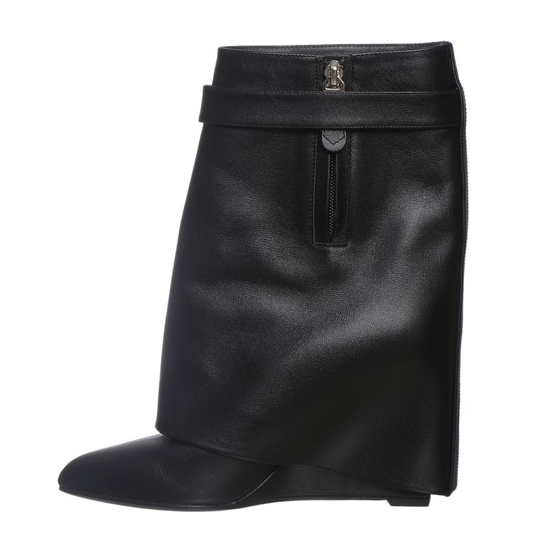 Bota-Givenchy-Shark-Lock-Couro-Preta