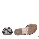 Sandalia-Chanel-Rasteira-Perolas-Preta