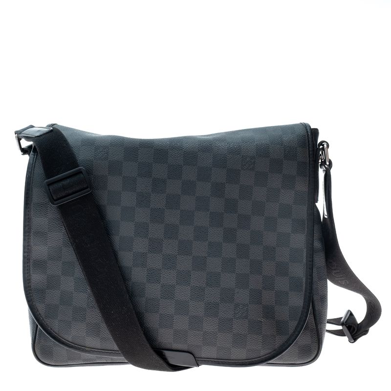 Bolsa-Louis-Vuitton-Messenger-Damier-Graphite-