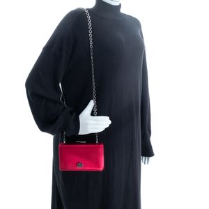 Clutch Isla Cetim Vermelho