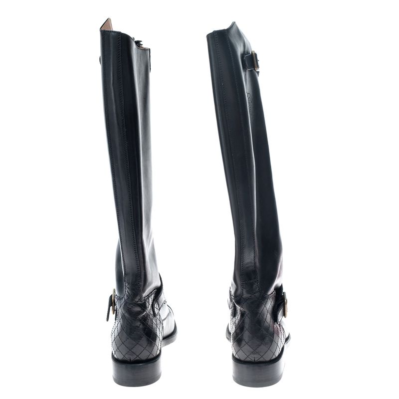 Bota-Chanel-Montaria-Couro-Preto-