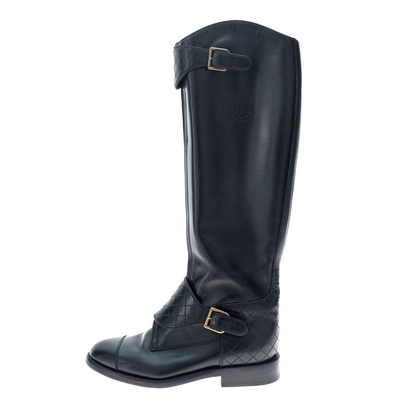 Bota-Chanel-Montaria-Couro-Preto-