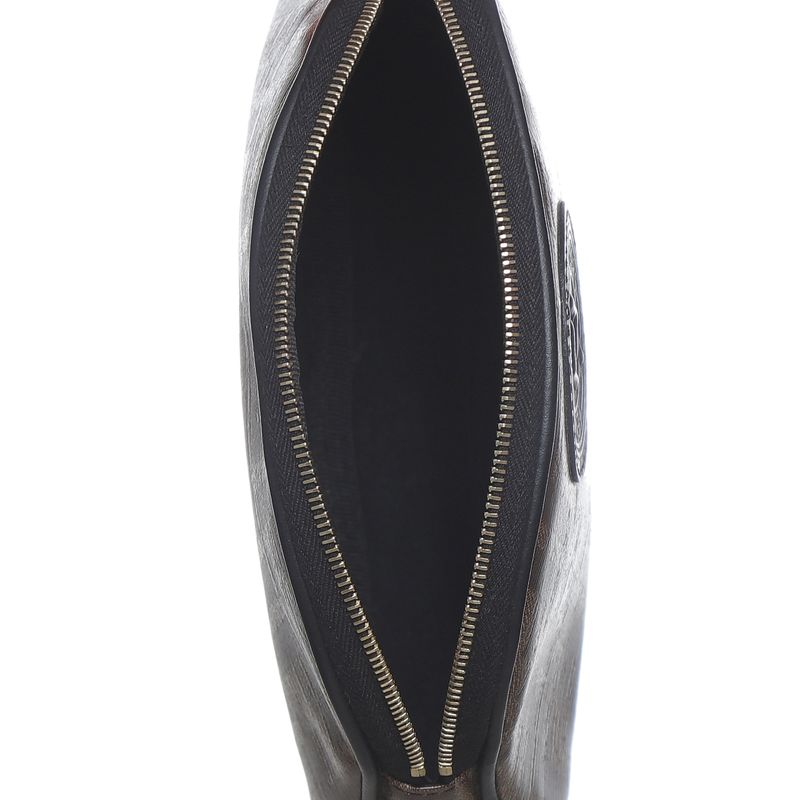 Necessarie-Fendi-Couro-Marrom