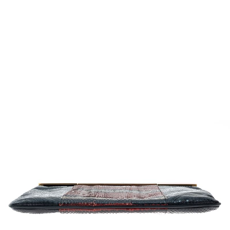 Clutch-Alexander-McQuenn-Couro-Exotico-Preto-e-Vermelho-