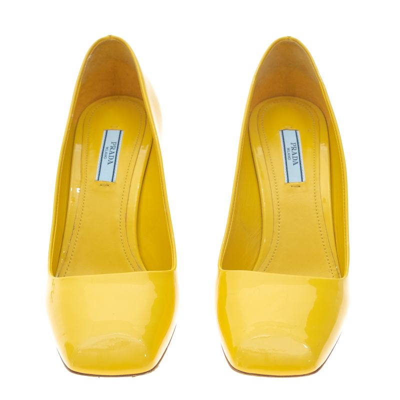 Sapato-Prada-Verniz-Amarelo-