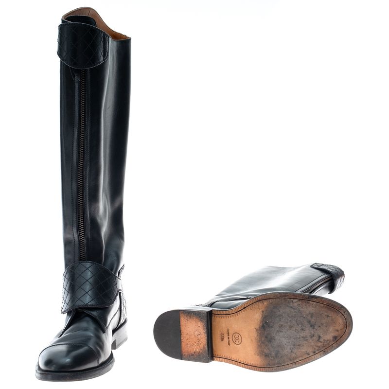 Bota-Chanel-Montaria-Couro-Preto-