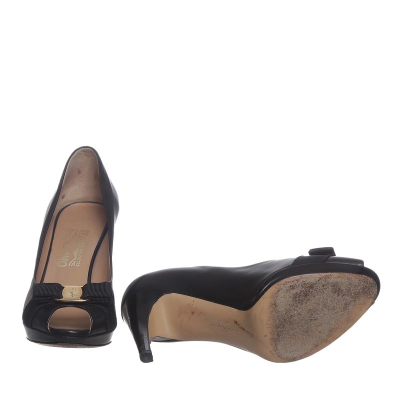 Sapato-Salvatore-Ferragamo-Peep-Toe-Couro-Preto