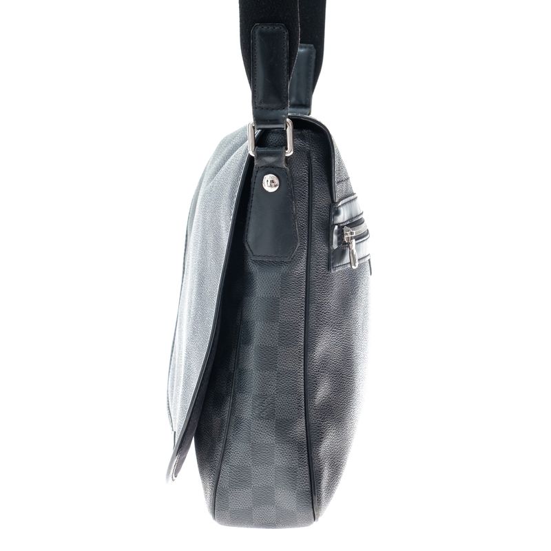 Bolsa-Louis-Vuitton-Messenger-Damier-Graphite-