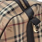 Mala-Burberry-Housecheck-e-Couro-Marrom-