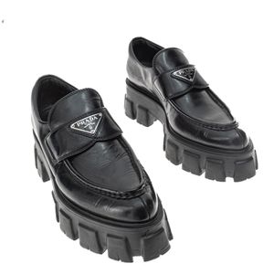 Mocassim Prada Tratorado Preto
