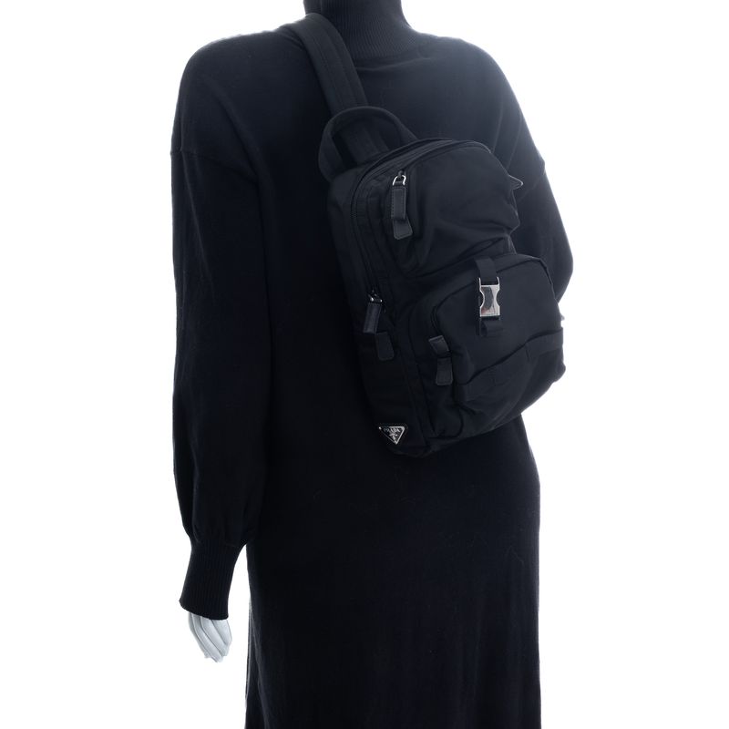 Mochila-Prada-Re-Nylon-Preto-