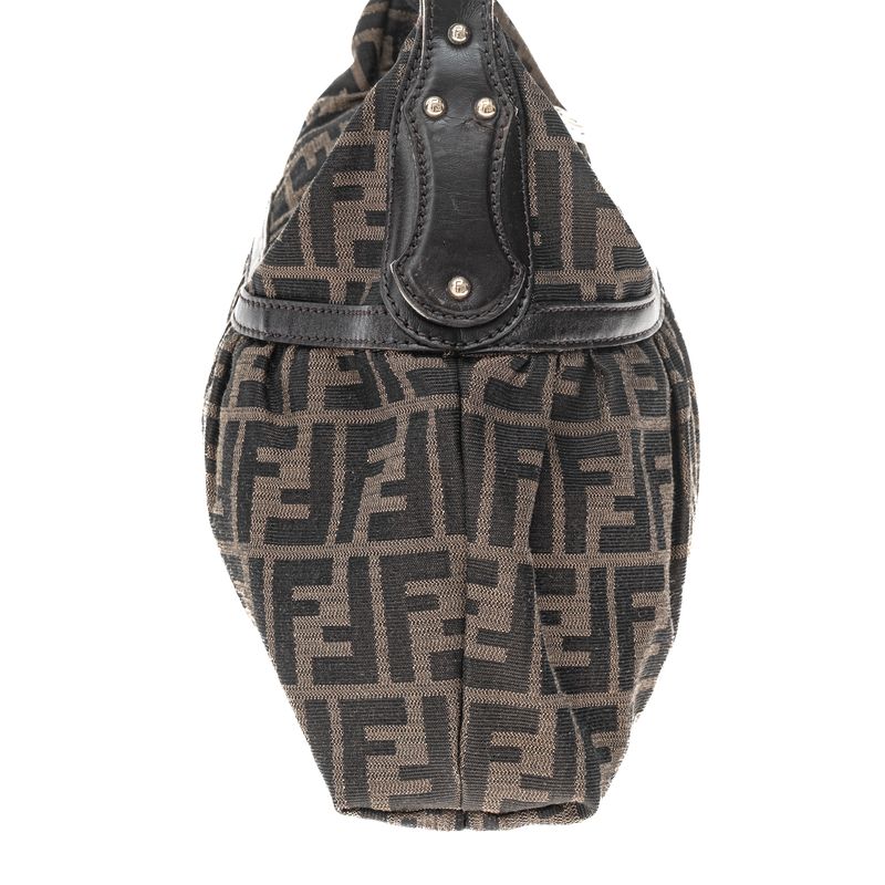 Bolsa-Fendi-Chef-Zucca