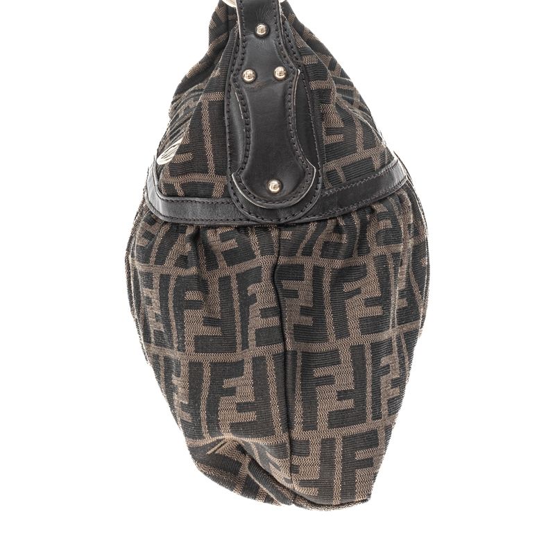 Bolsa-Fendi-Chef-Zucca