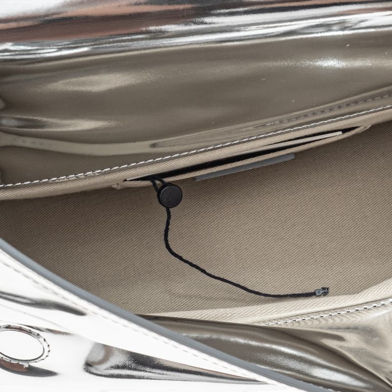 Bolsa-Jacquemus-La-Pochette-Round-Carre-