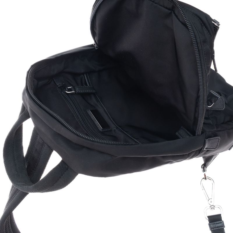 Mochila-Prada-Re-Nylon-Preto-