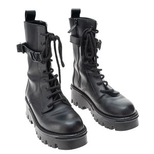Bota Valentino Garavani Couro Preto