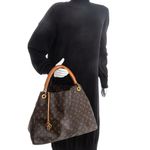 Bolsa-Louis-Vuitton-Artsy-Monograma-