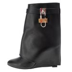 Bota-Givenchy-Shark-Lock-Couro-Preto-